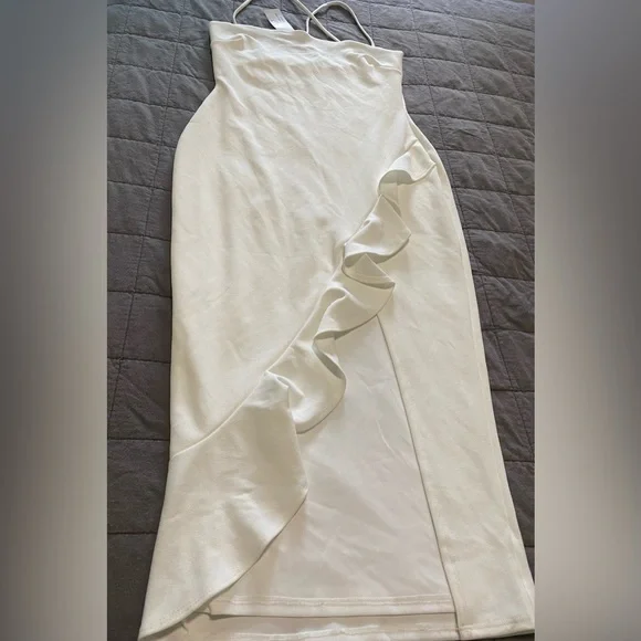 NWT White Strappy Ruffled Dress by Windsor |Size Large - Picture 4 of 13